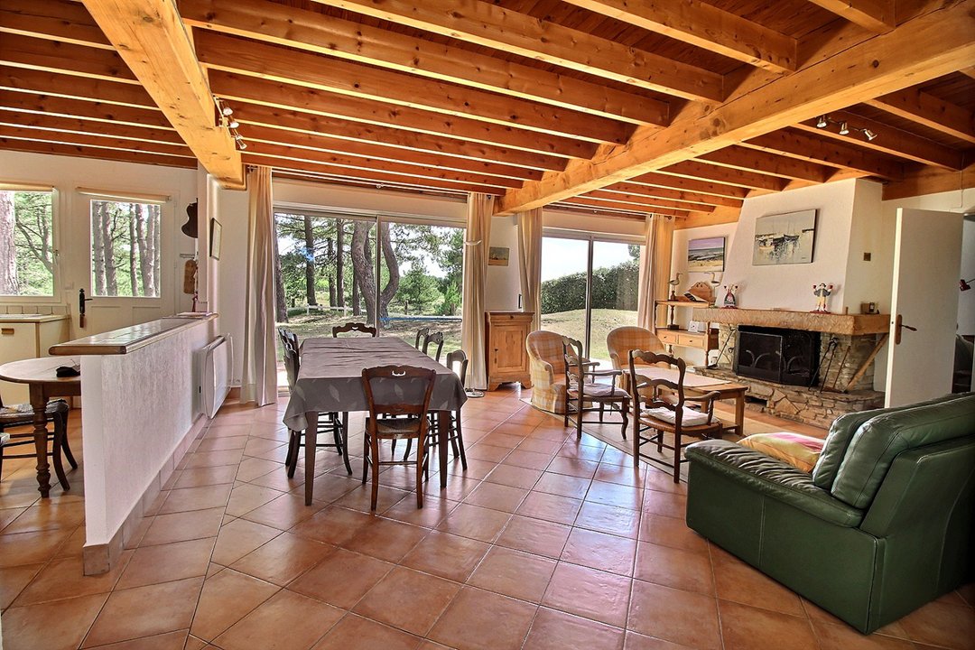 /picture/helios/116215201/16 BRUYERES/1_2025-12-19CET00h00-12.jpg